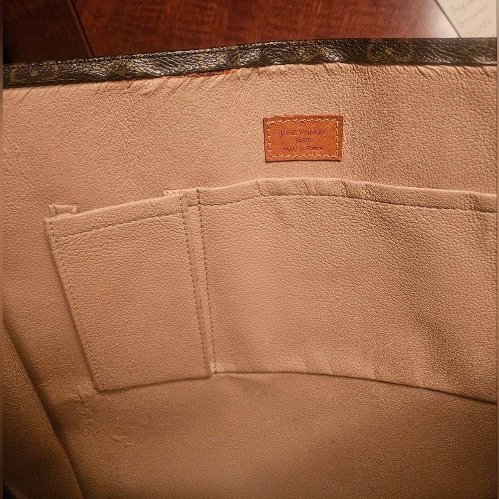 💥SALE💥Louis Vuitton Sac Plat Monogram Tote In Great Condition W/Dustbag - Picture 9 of 13